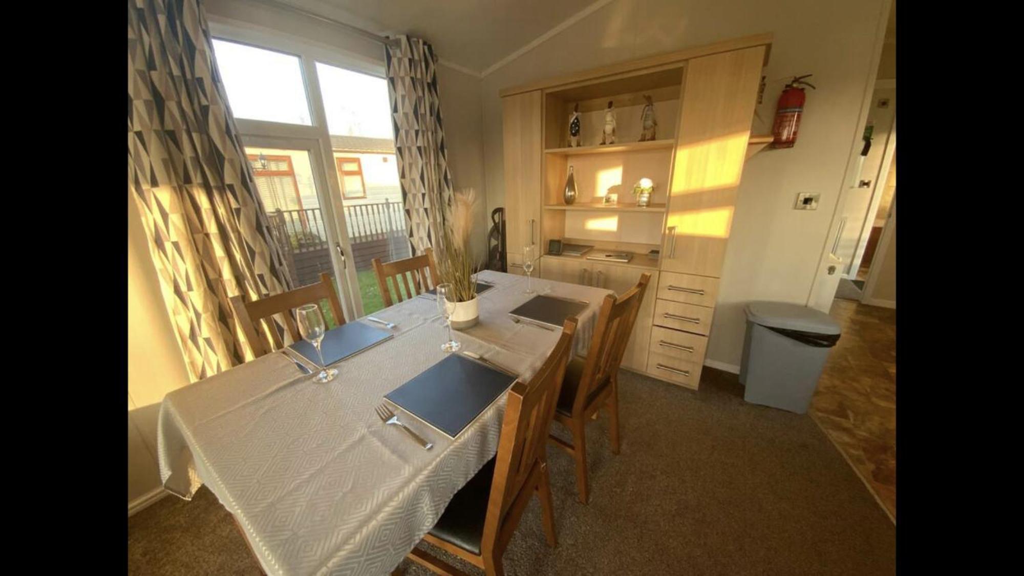 Bumblebee Lodge Tydd St. Giles Luaran gambar